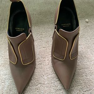 Versace booties in excellent condition